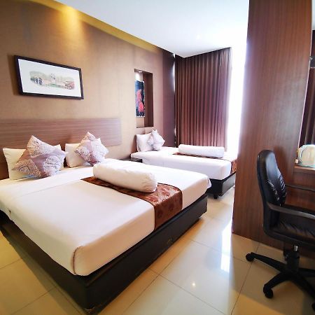 Vio Hotel Pasteur Bandung Exterior foto